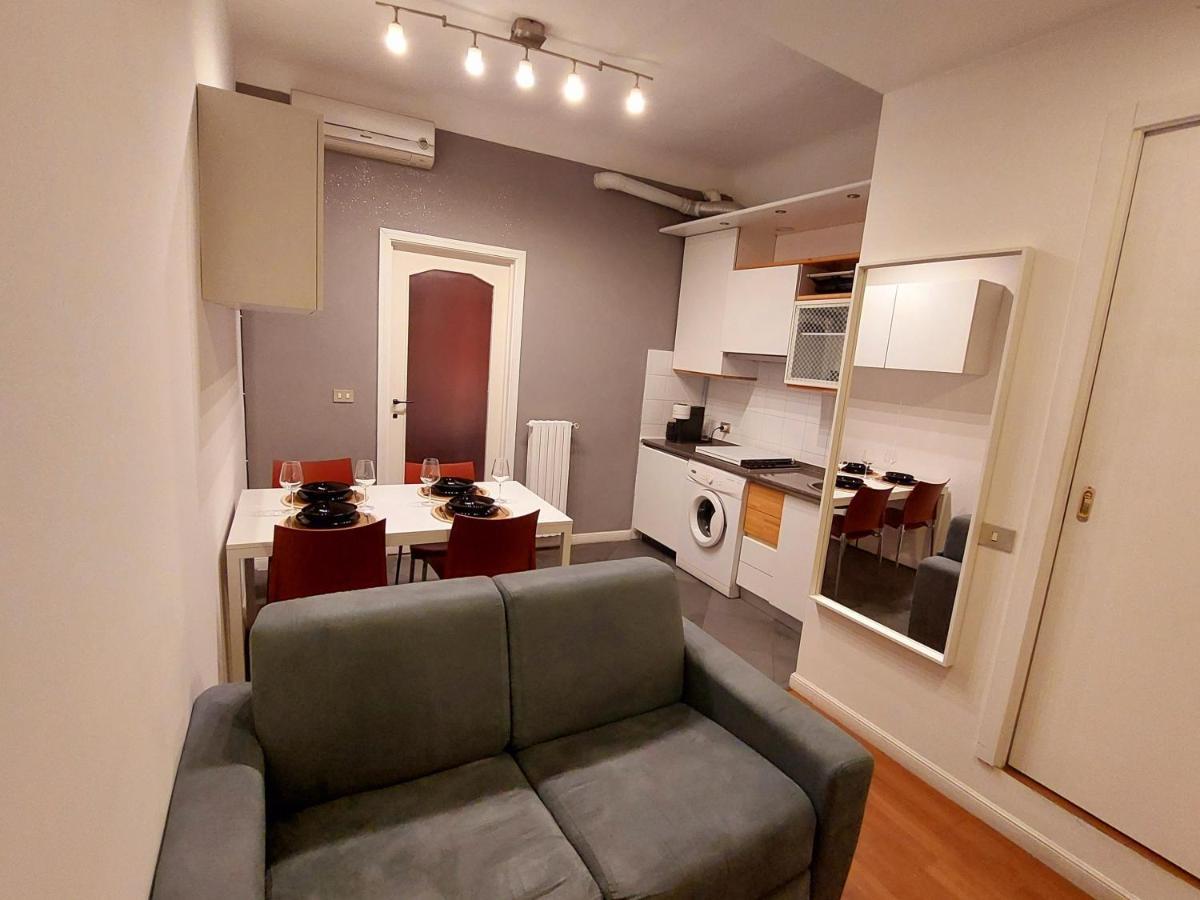 Garibaldi Station - L' Isola Che C'E Apartment - 12 Mins To Rho Fiera Milano Buitenkant foto